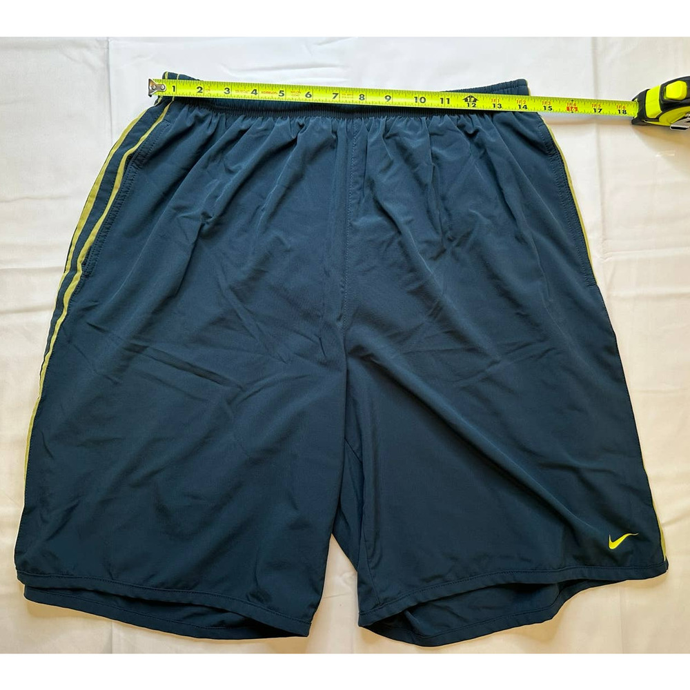 Nike Dryfit Short - XL, Blue & Lime